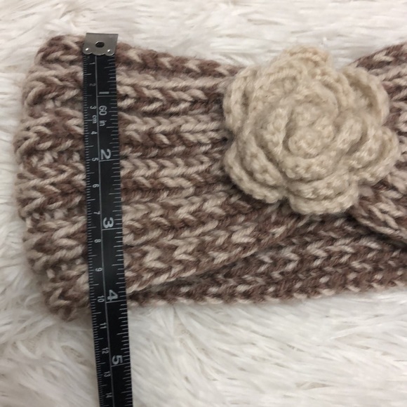 Cable Knit Headband - Picture 3 of 3